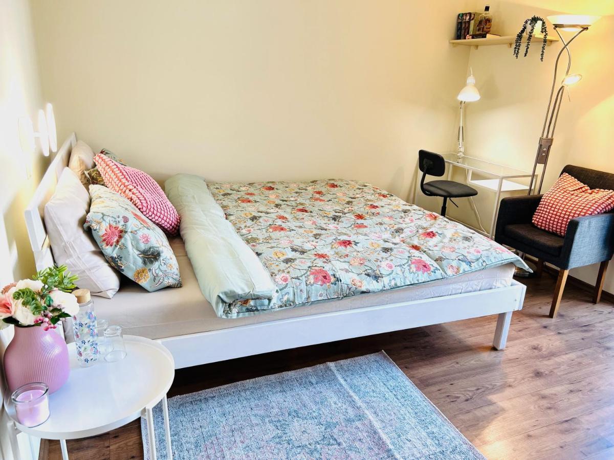 Super Apartment Old Town ไคลเพดา ภายนอก รูปภาพ