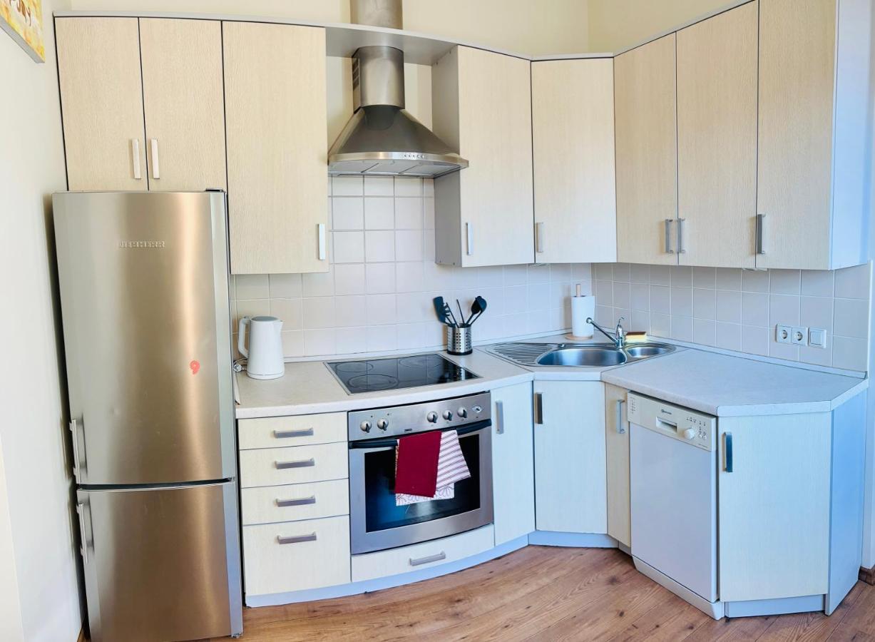 Super Apartment Old Town ไคลเพดา ภายนอก รูปภาพ