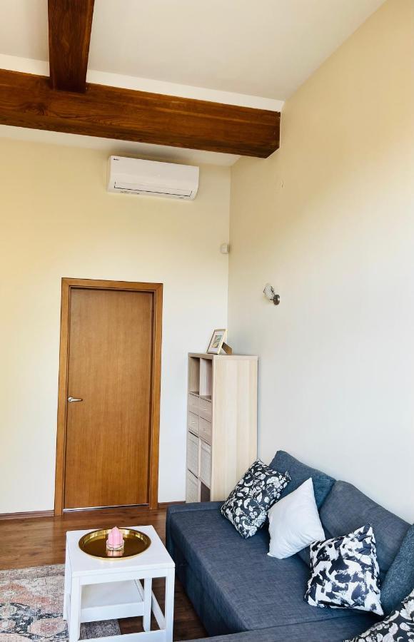 Super Apartment Old Town ไคลเพดา ภายนอก รูปภาพ