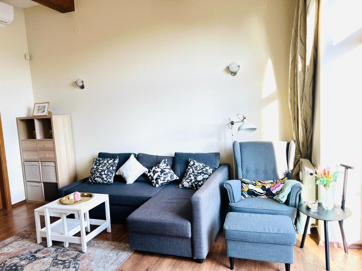 Super Apartment Old Town ไคลเพดา ภายนอก รูปภาพ
