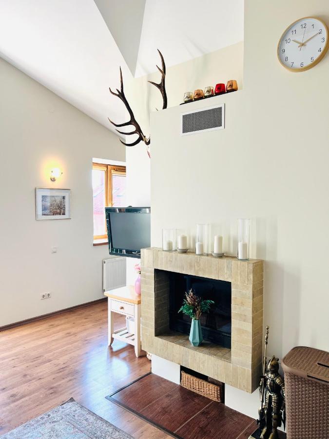 Super Apartment Old Town ไคลเพดา ภายนอก รูปภาพ