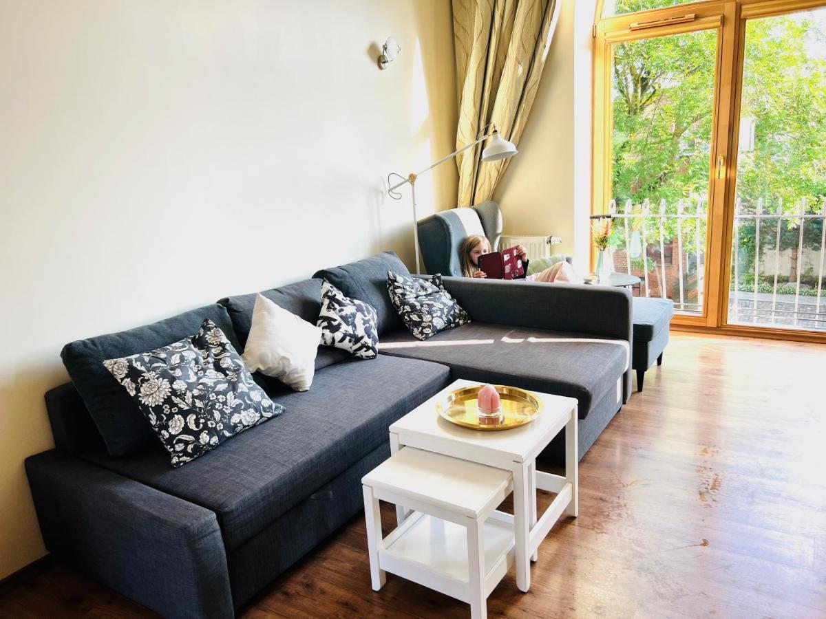 Super Apartment Old Town ไคลเพดา ภายนอก รูปภาพ