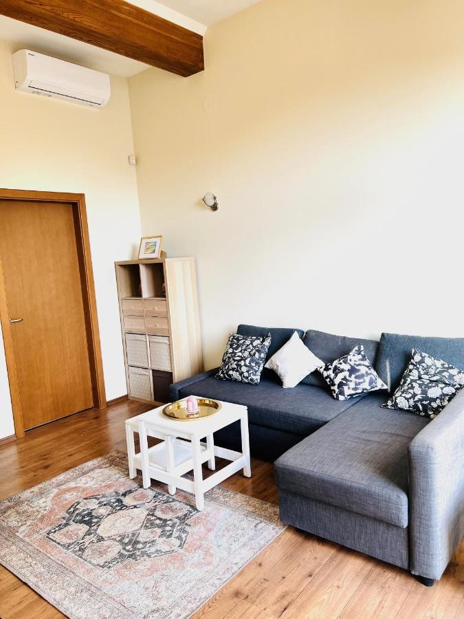 Super Apartment Old Town ไคลเพดา ภายนอก รูปภาพ